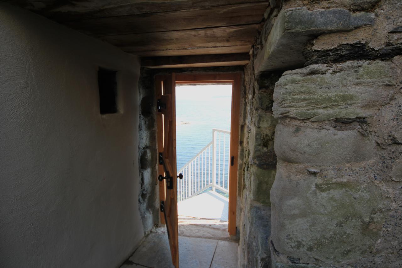 Mingary Castle - Restaurant With Rooms Kilchoan Buitenkant foto