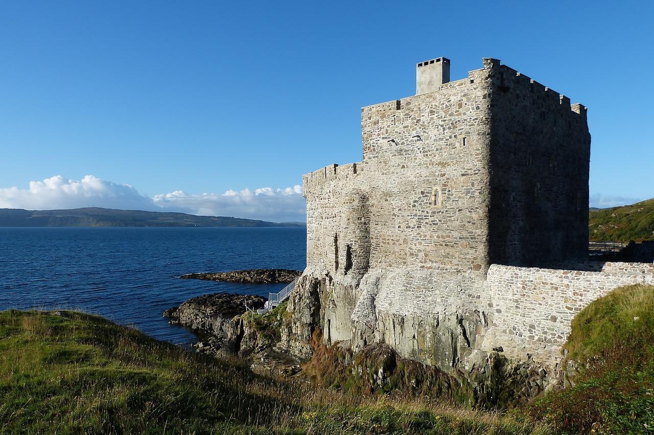 Mingary Castle - Restaurant With Rooms Kilchoan Buitenkant foto